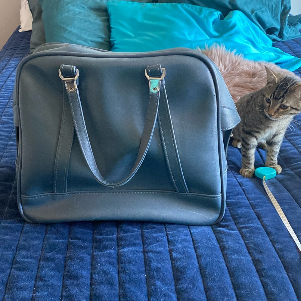 Vintage American Tourister leather weekender bag